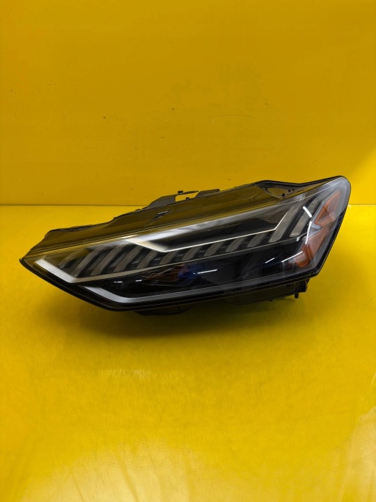 Licht links vorne Audi C8 RS6 RS7 Laser USA 4K8941085E