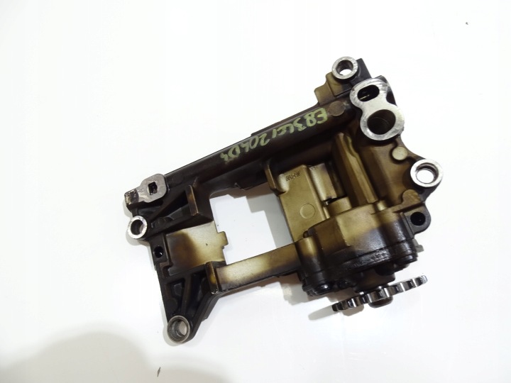 oil pump BMW X3 E83 2.0 D 7789840