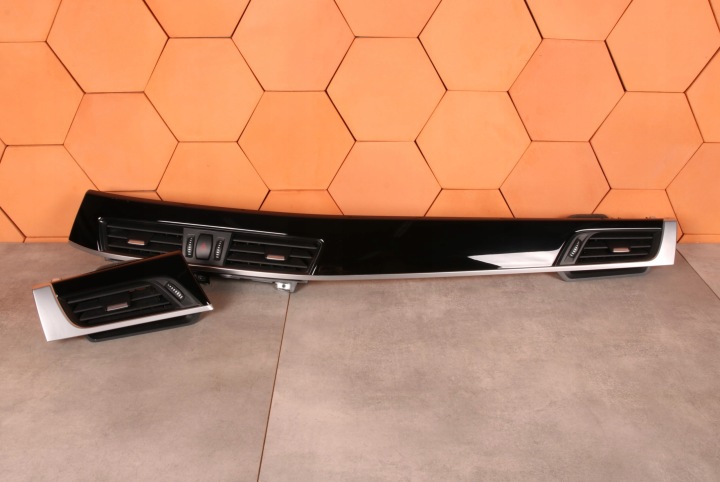 BMW X1 F48 X2 F39 Garniture moulure decorative DEKOR Console PIANO BLACK 9332240 9332242