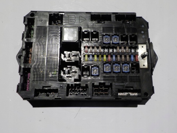 JAGUAR XF modul Szkerény BCM 8X2T-14B476-AF