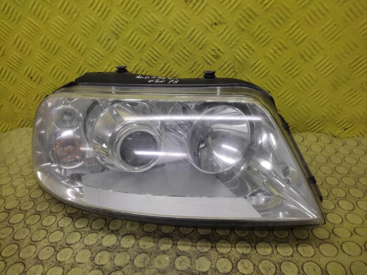 SEAT ALHAMBRA REFLEKTOR light right front 7M3941018