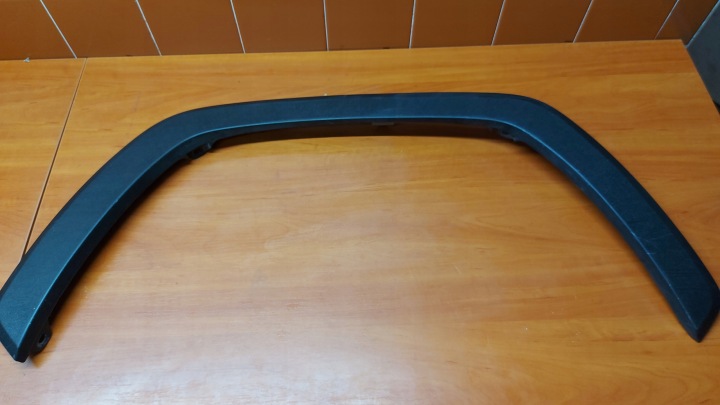 lišta krytka blatníku pravý předek TOYOTA RAV4 V 19