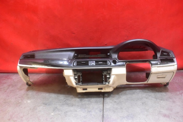 dashboard instrument panel console cockpit airbag UK BMW F10 09-13