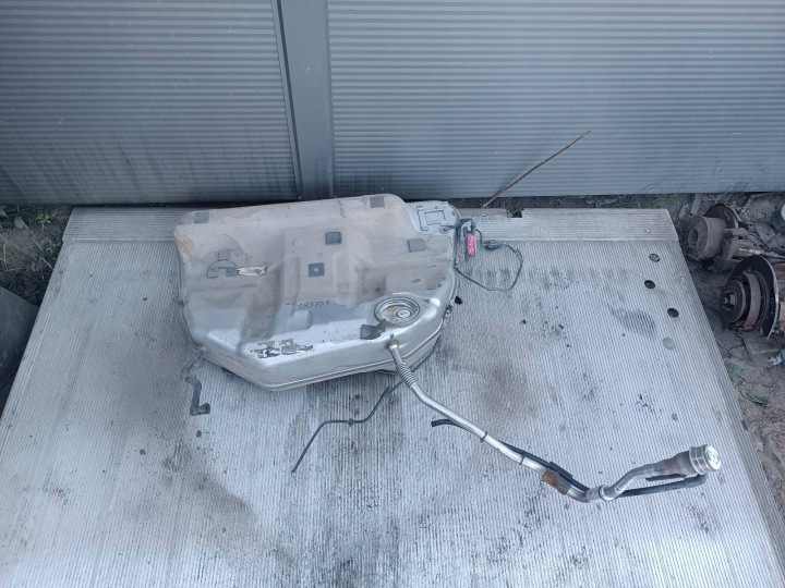 kraftstofftank tank + Pumpe METALOWY VOLVO S60 und 2.4 20V