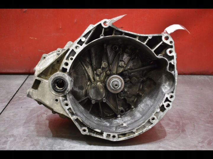 Getriebe TL4A116 NISSAN QASHQAI 1 und 2.0 16V 141 KM 07-10