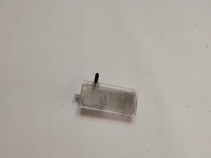 FANALE CASSETTO PORTAOGGETTI BMW 3 E90 E91 6962045