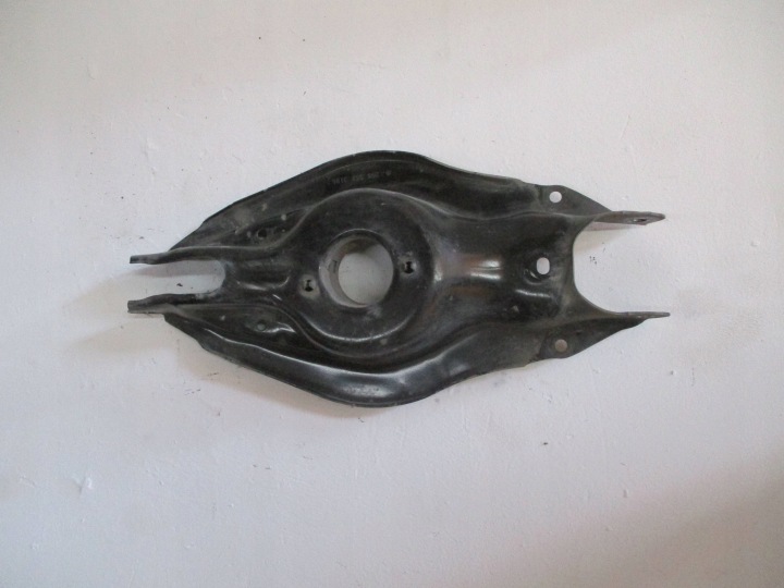 Petit bras Arrière Arrière Droite MERCEDES C W206 A2063520100