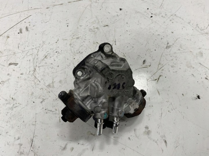 Pompe d’injection 3.0 CRD JEEP GRAND CHEROKEE WK2 0445010637