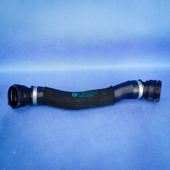 Schlauch Schlauch Rohr des Wassers BMW X5 G05 X6 G06 xDrive30d 17128596053 8596053