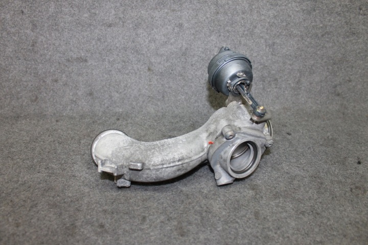 BMW F30 F10 F01 F15 N57D30B 3.5D 4.0D 313KM - trunk door TURBO pipe POLACZENIOWA