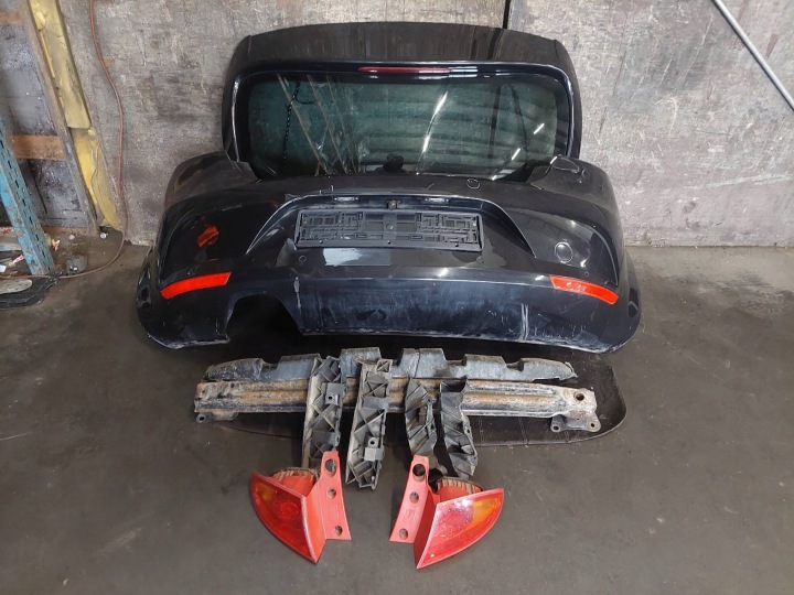 completo posteriore PORTELLONE POSTERIORE COFANO Paraurti FANALE FARO SEAT LEON II LC9Z