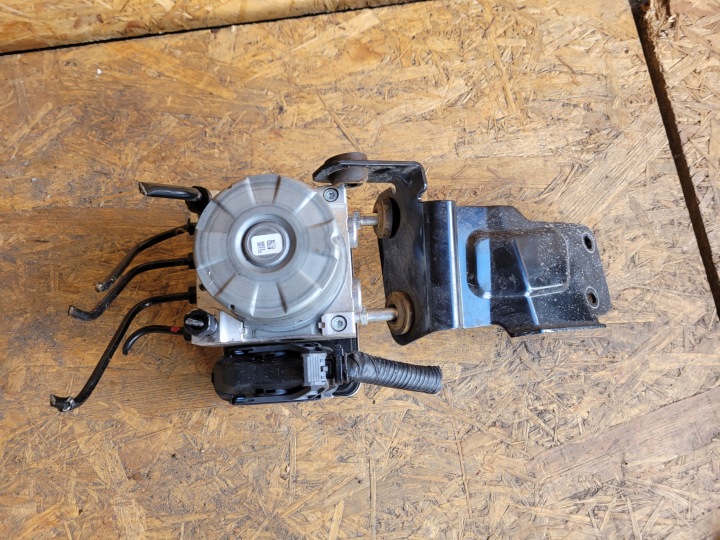Pompa ABS freno HYUNDAI KONA 58900-j9100