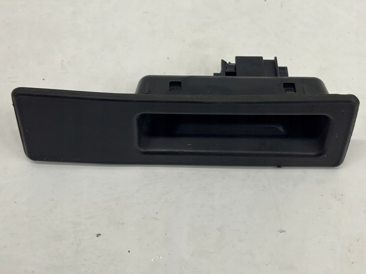 contactor button of the opening bonnet BMW F22 F23 F45 F46 F30 F31 F33 F10 F11