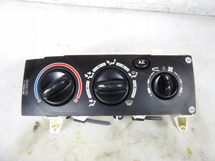 RENAULT SCENIC i LIFT PANEL rešetka ventilacije J64P101545J