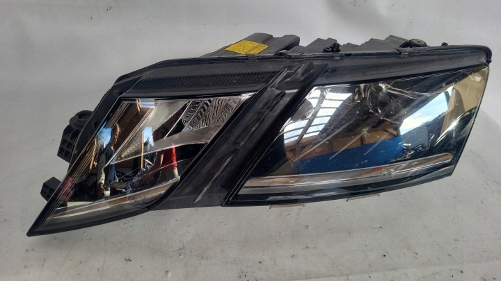 SKODA OCTAVIA 3 III LIFT Feux phare Gauche FULL LED Complète 5E1941015E