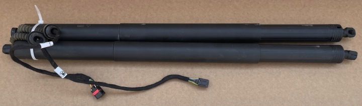Vérins de coffre hayon Électrique du capot SKODA SUPERB III 3V0827851 Comme Neuf