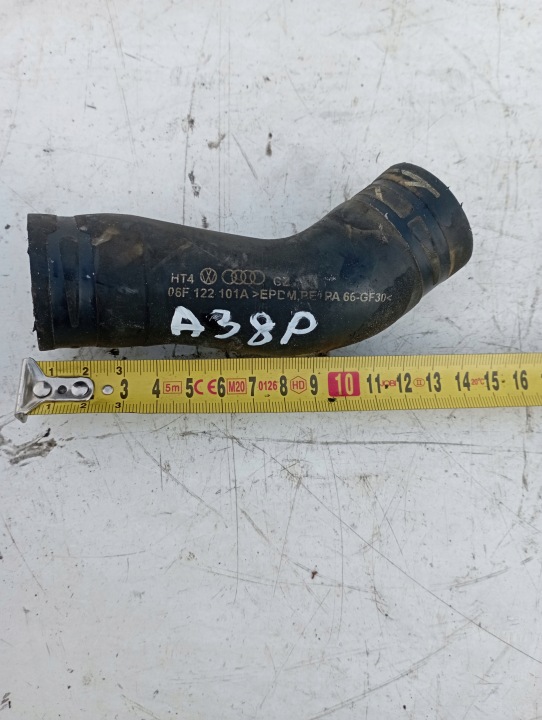 VW AUDI SKODA SEAT 2.0 TSI hose WODNY 06F122101A