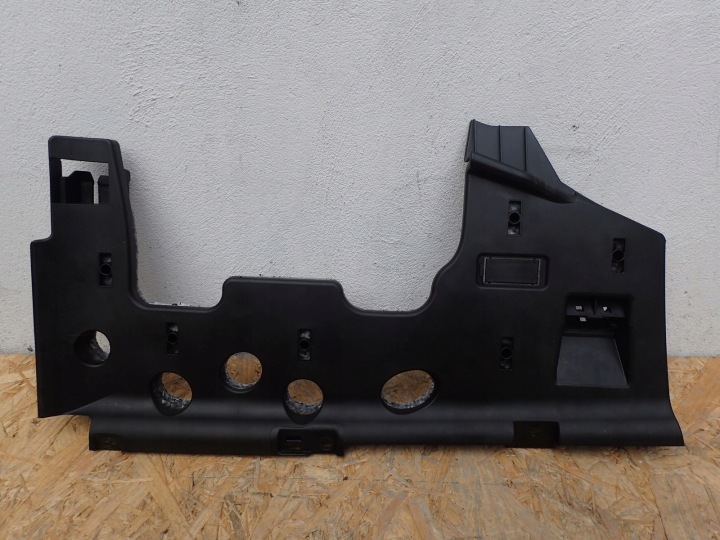 cover of the dashboard ROZDZIELCZEJ consoles VW PASSAT B7 3AA
