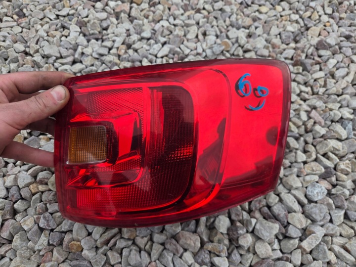 light exterior W fender rear part right VW JETTA 5C VI sedan EUROPA 5C6945096
