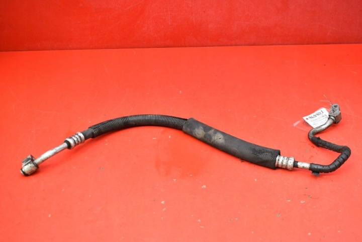 Conduit pieces tuyaux Tuyau Climatisateur air conditionné RANGE ROVER SPORT 1 et L320 2.7 TDV6 190 KM 05-09
