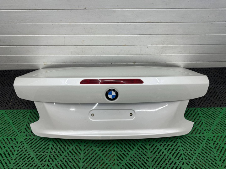 gepek vrata prtljažnika BMW F23 boja A300