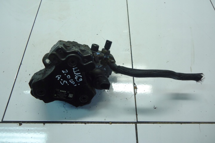 MERCEDES A W169 2.0CDI Einspritzpumpe A6400700701 0445010120