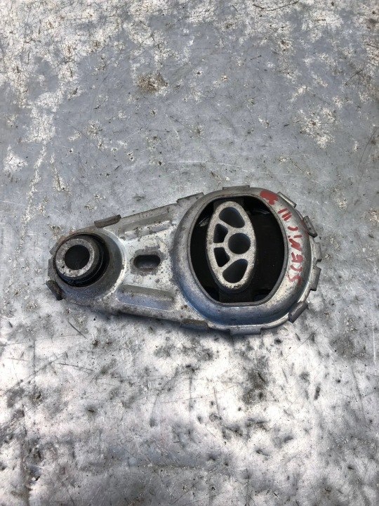 holder engine mount RENAULT SCENIC III