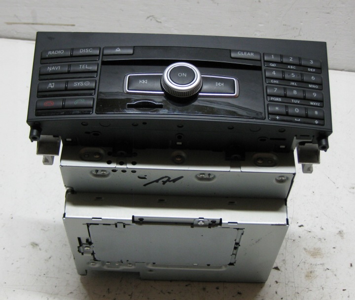 MERCEDES W207 3.0 CDI 11R RADIO CD navigazione A2129005413