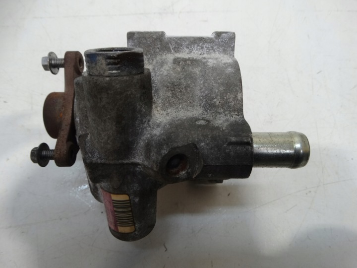 Pompe direction assistée RENAULT 2.0 DCI 8200374085