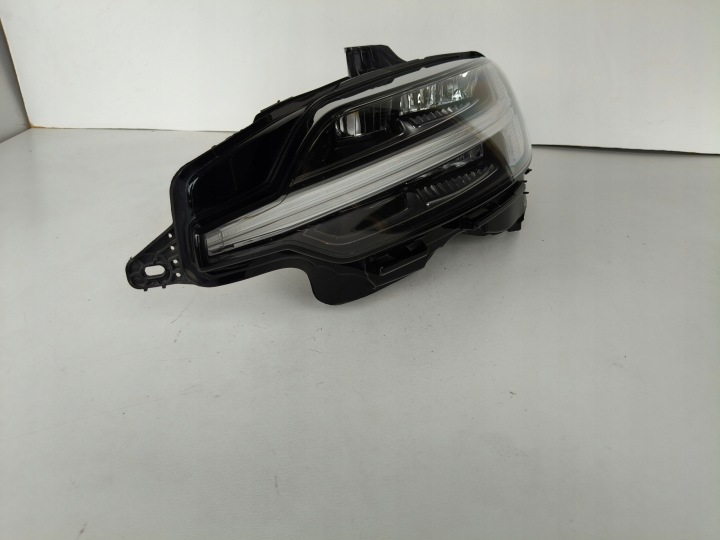 light left REFLEKTOR VOLVO V60 II S60 III 18- FULL LED ACTIVE HIGH BEAM