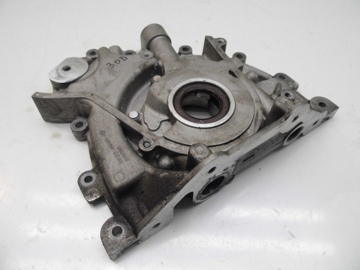 Pompa olio motore JAGUAR RANGE ROVER XF 3.0 D TDV6 9X2Q-6600-AD