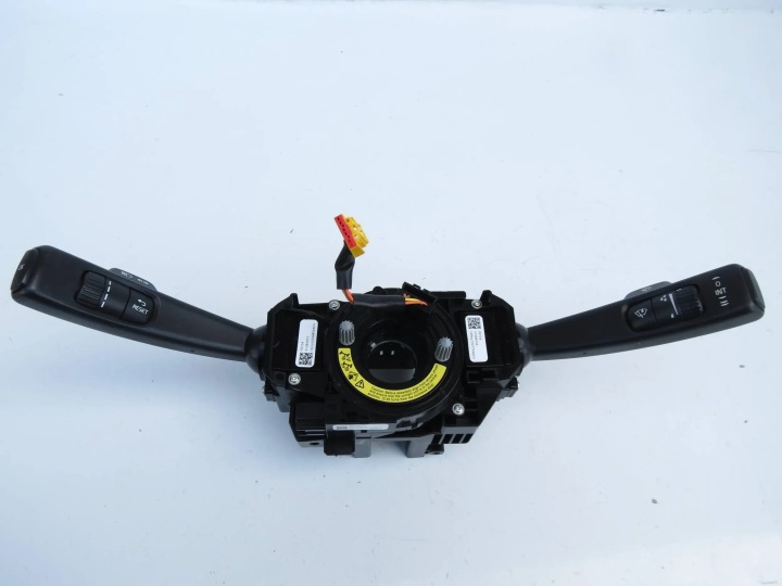 steering wheel levers and controls ring VOLVO S60 II 10-18 31343018