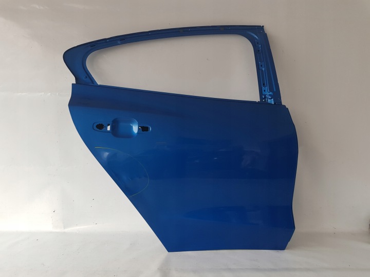 dvere pravé zadok zadné FORD FOCUS MK4 HB 5D
