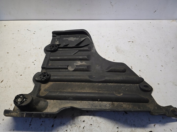 OPEL CORSA F DOLNA fedél alváz bal