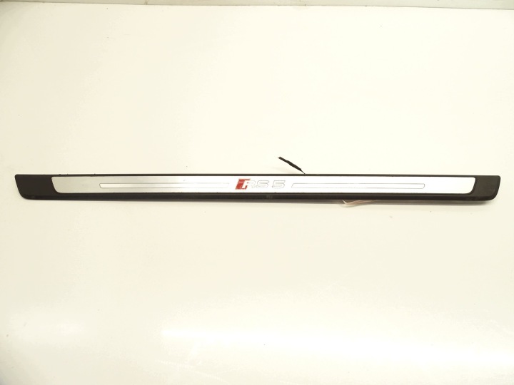 moulage seuil LED droit prise AUDI A5 / S5 / RS5 8W6947418B