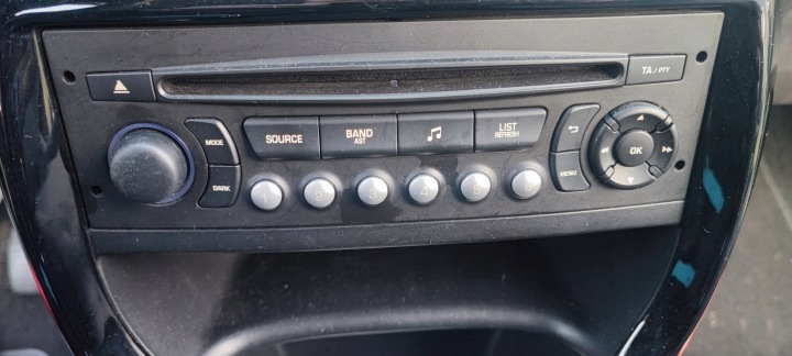 CITROEN C3 II LIFT FL 13-16 RADIO FABRYCZNE CD + KOD
