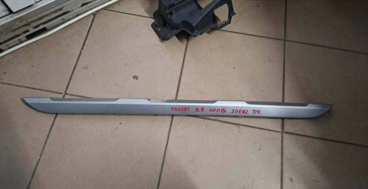 moulding of a bumper of the rear accessories VW PASSAT B8 3G9807568A