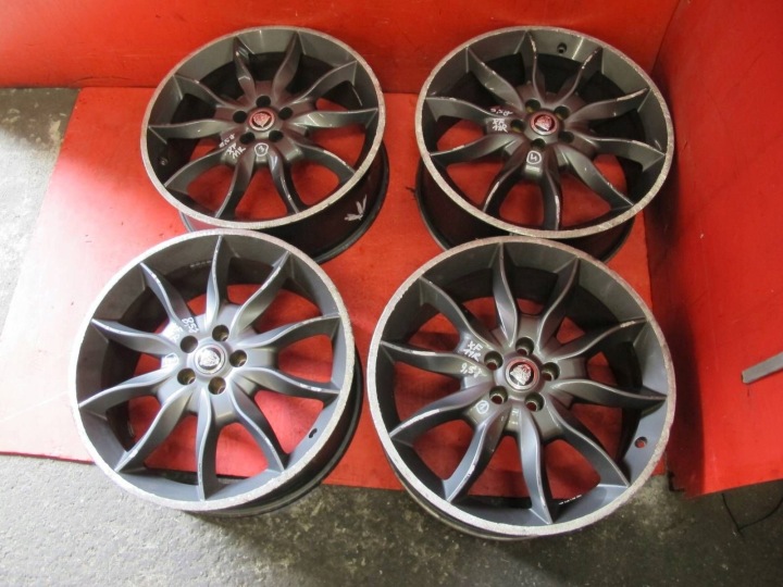 JAGUAR XF XFR X250 R felnik ALUMINIOWE 20 8,5J ET49 9,5J ET66 5x108 KPL