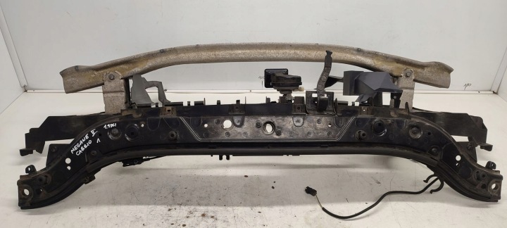 hütöfal erösített ELÜLSŐ Renault Megane II 1,9 DCI