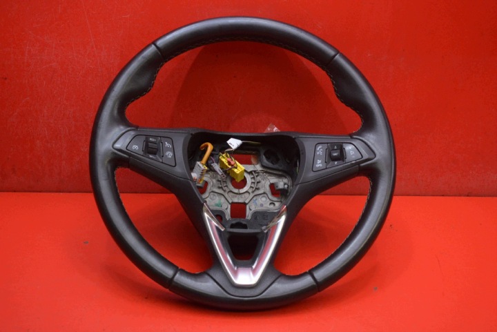 lenkrad SKORZANA MULTIFUNKCYJNA 39058749 OPEL ASTRA 5 V K 15-20