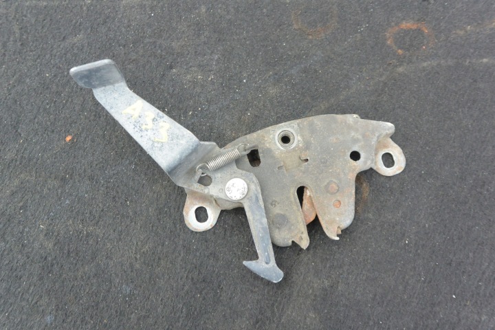 RYGIEL SERRURE CAPOT NISSAN MAXIMA A33 QX