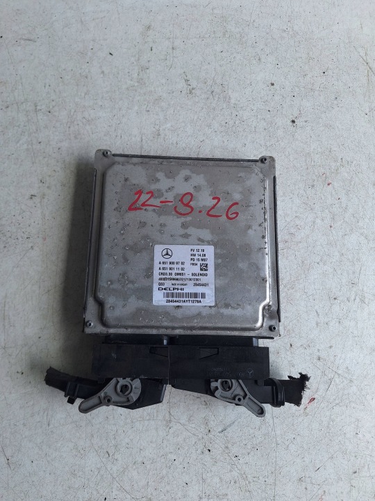 MERCEDES computer control unit of the engine A6519011102 DELPHI A6519009702