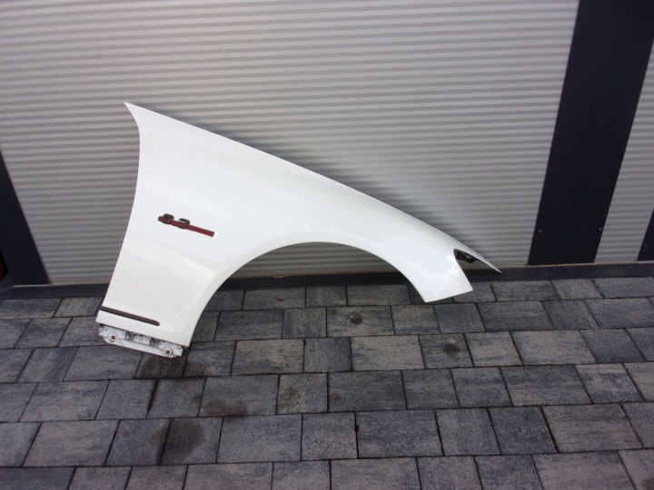 MERCEDES CL 216 W216 CL 63 AMG LIFT fender right front A2168800206