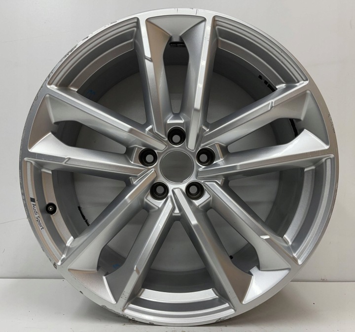 FELGA Alumínium Audi A7 S7 4K8 8,5J X 20 ET30 4K8601025M