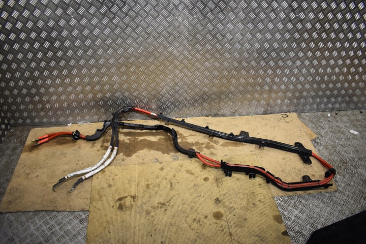 IDEALNE of the hose ZASILAJACE PLUSOWE BMW G01 G02 1