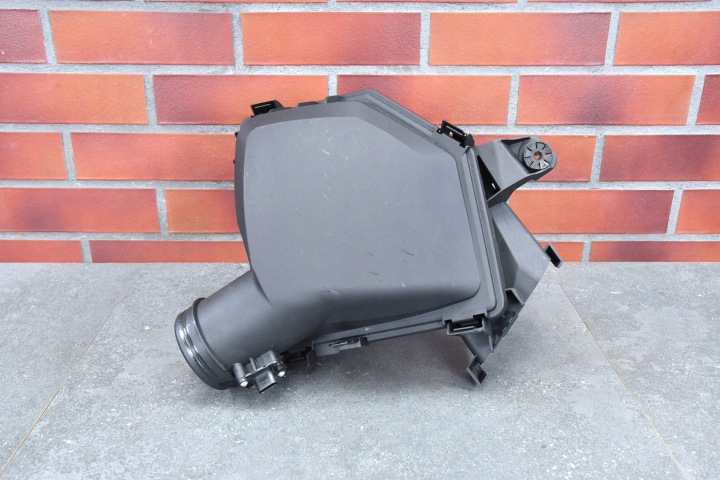 cover of a filter, PRZEPLYWKA BMW 1 F70 2 F74 5A42ED8 M135iX M235iX 690km