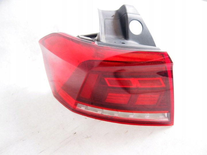 Volkswagen Passat B8 FL kombi Licht links heck hinten VW Lift 3G9945095E