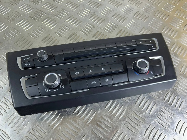 Panel klimatizaci BMW 1 F20 F21 9207197