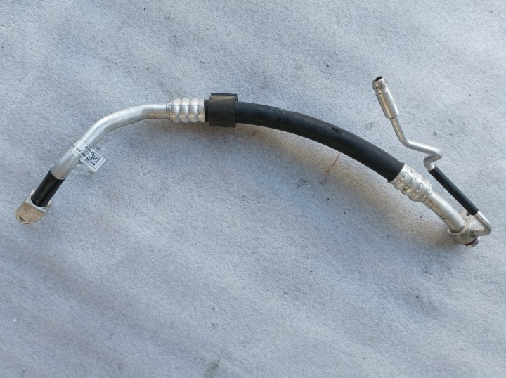 AUDI A4 B9 hose wiring of the air conditioning 8W1816740