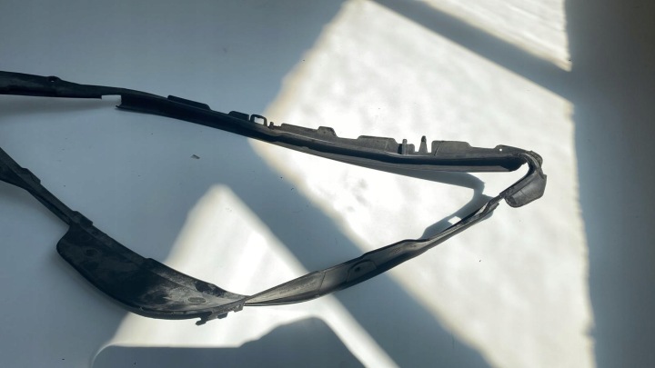 CADRU REFLECTOR DREPT MERCEDES W203 W204 10